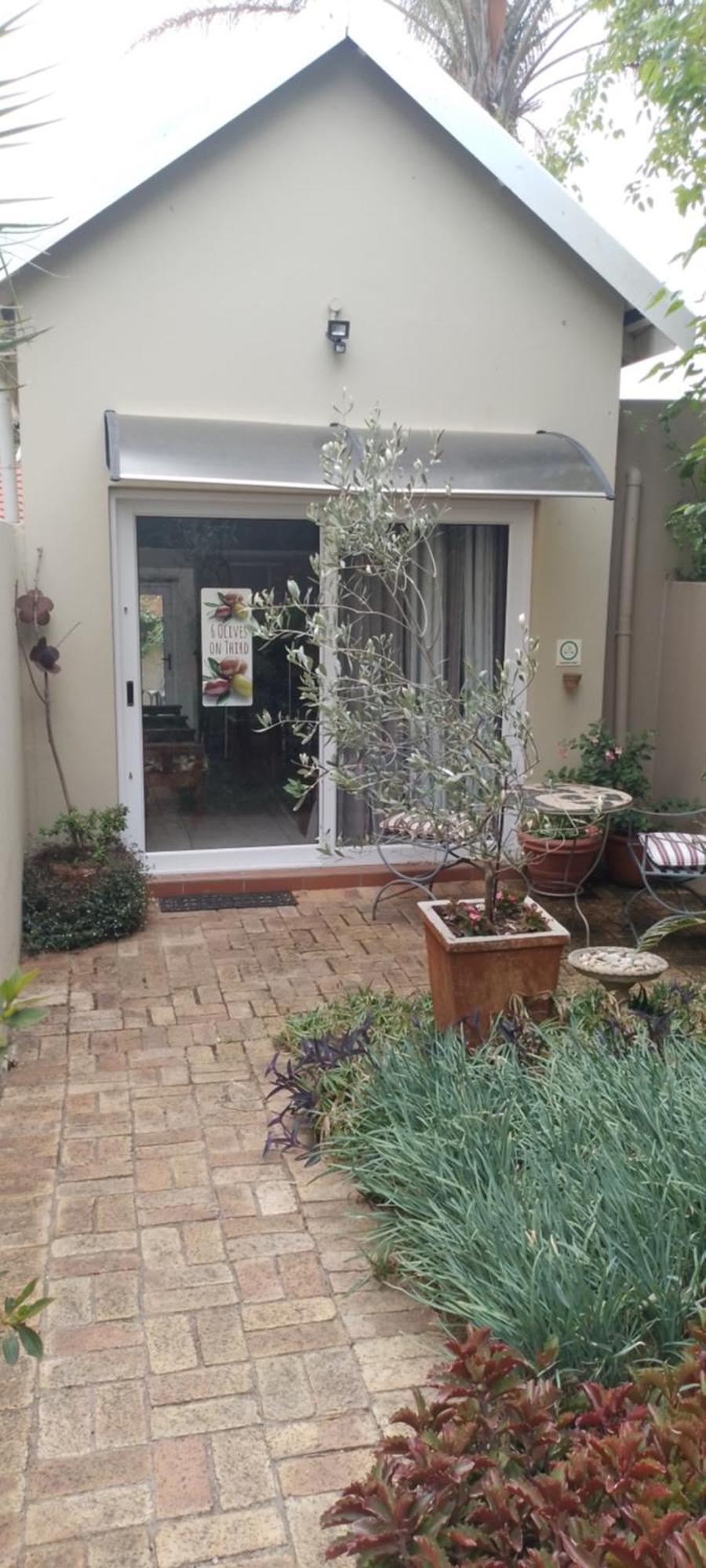 6 Olives On Third Apartment Johannesburg Bagian luar foto